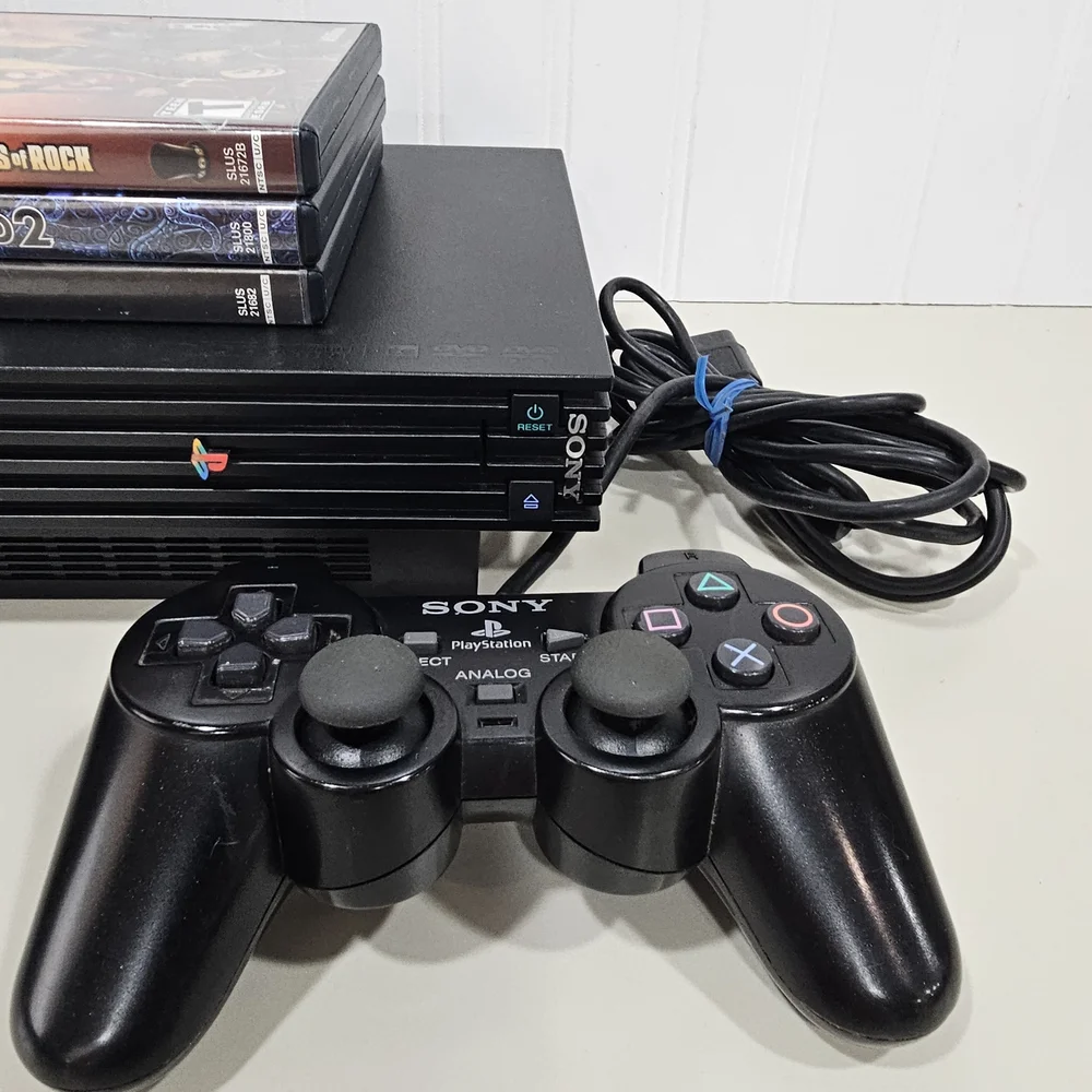 Sony PlayStation 2 Black Console Bundle